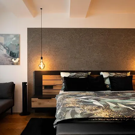 Laubennest 3 * Merano