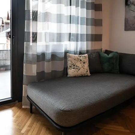 Laubennest 3 * Merano